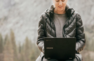 Najbolji ultra laki laptopi za outdoor aktivnosti]