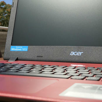 Prvi dojam: Acer Aspire 1