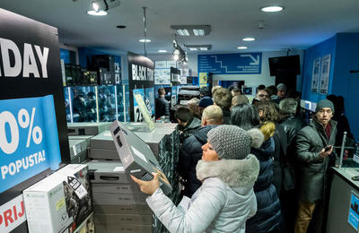 Još 7 razloga zašto trebate doći u Links na Black Friday]