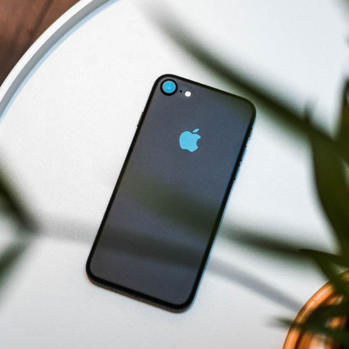 Isplati li se danas kupiti iPhone 6s ili iPhone 7?