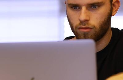 Najbolji laptopi za studentice i studente]