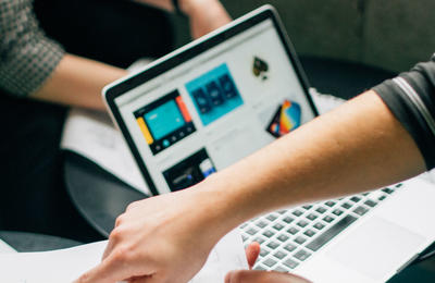Najbolji laptopi za startup]