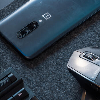 Vaš je gadget stalno „gladan“? Nabavite mobilni punjač