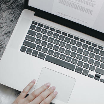 8 razloga zašto bi trebali kupiti MacBook i 4 zašto ne